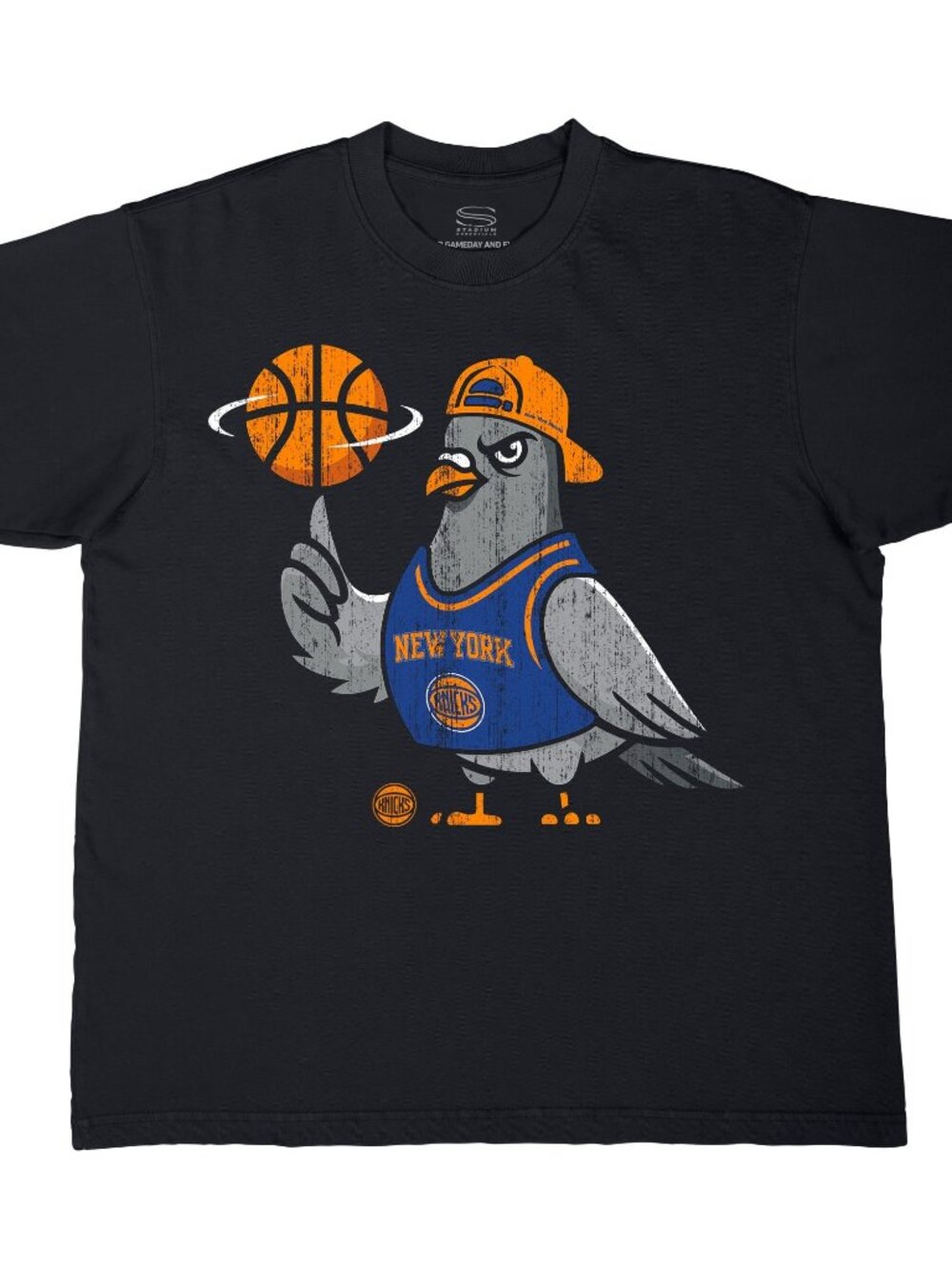 NY Knicks Stadium Essentials Unisex Pigeon T-Shirt Black Size S NWT